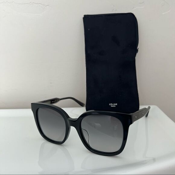 NWOT Bottega Venetta Sunglasses unisex. Grey/smoke. 100% authentic designer. - Picture 7 of 16